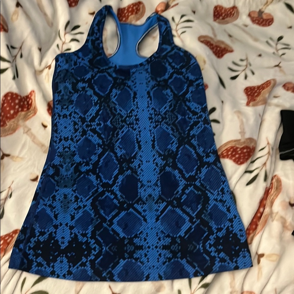 Lululemon Athletica Blue Patterned Racerback Top